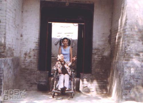 ԶжԶ22973 ԶжԶ (2000)ľ: 8/14