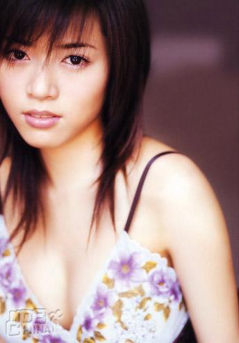 释由美子图片