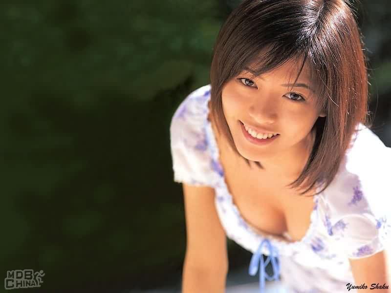 释由美子图片
