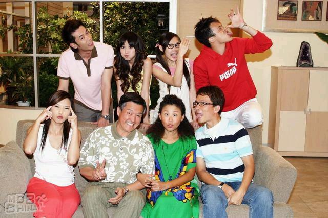 麻辣一家亲(2006)海报和剧照-+第1张/共2张