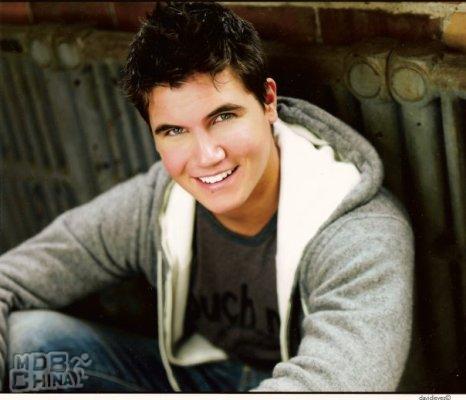Robbie Amell184248