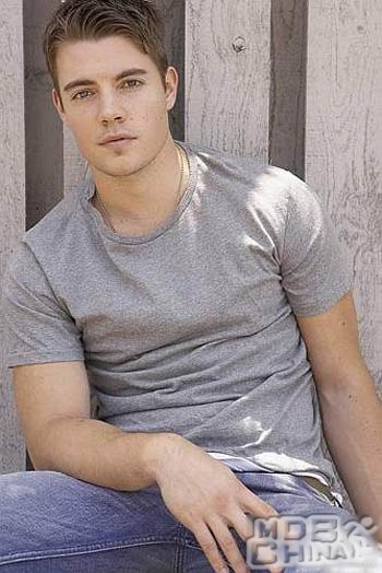 喬什·亨德森162318