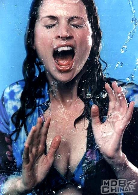 朱莉婭·奧蒙德124023